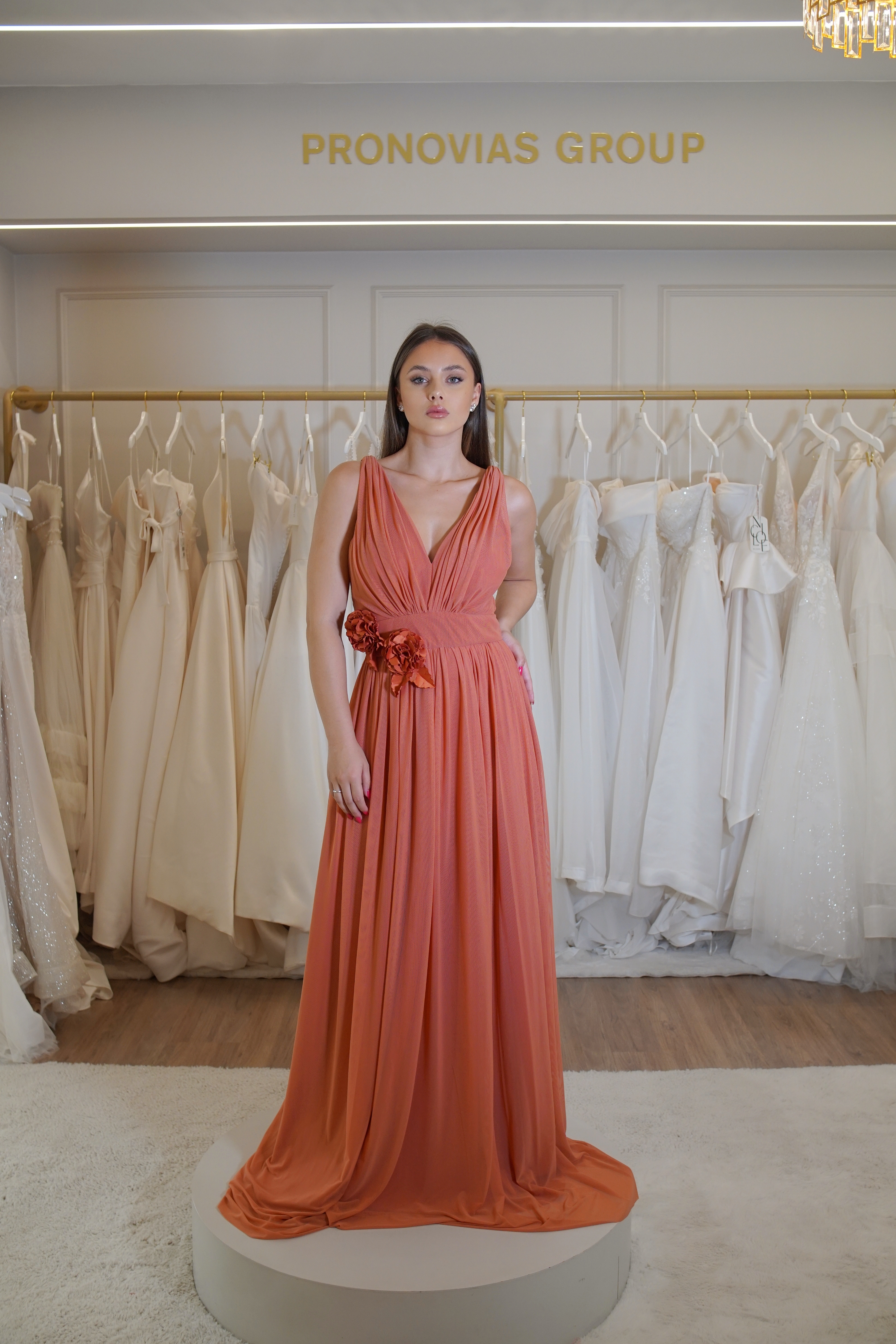 Vestido Terracota de Tule com Flores